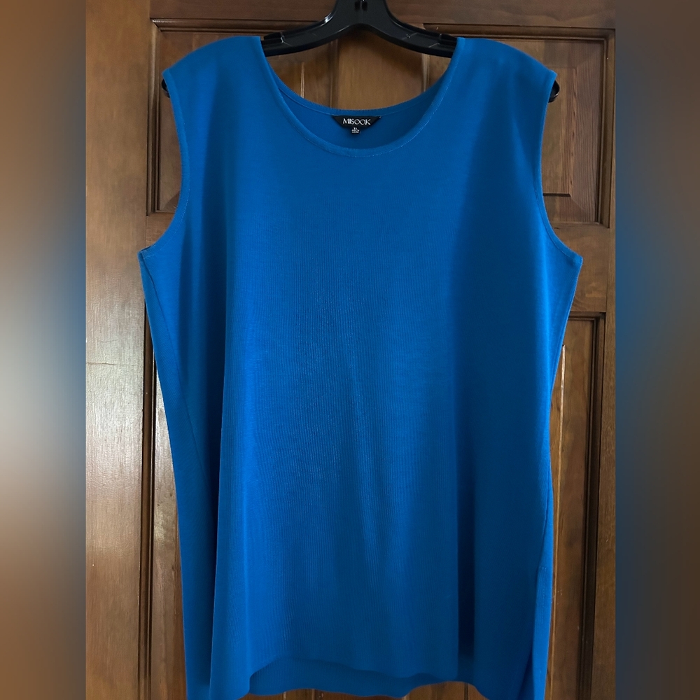 Misook Classic Knot Women's Blue Sleeveless Tank Top